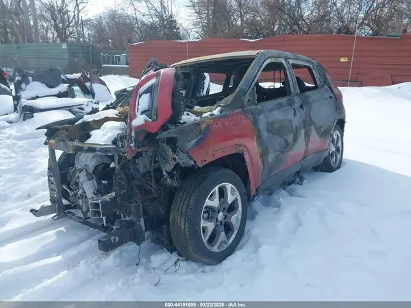 3C4NJDCB0LT167439 2020 JEEP COMPASS - Image 2