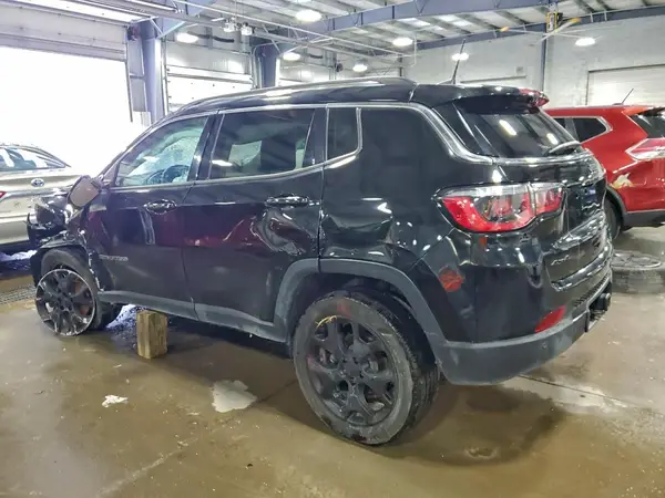 3C4NJDCB0LT167957 2020 JEEP COMPASS - Image 2