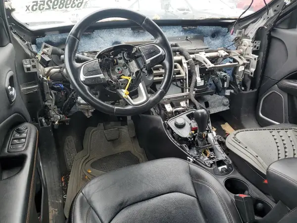 3C4NJDCB0LT211925 2020 JEEP COMPASS - Image 8