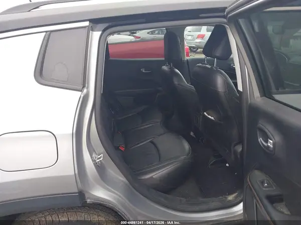3C4NJDCB0LT223718 2020 JEEP COMPASS - Image 8