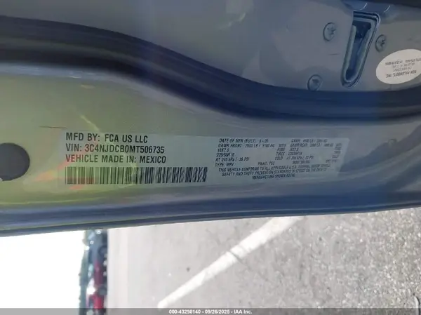 3C4NJDCB0MT506735 2021 JEEP COMPASS - Image 8