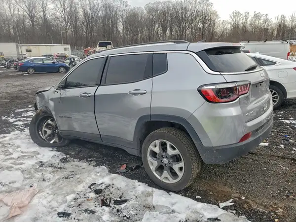 3C4NJDCB0MT528489 2021 JEEP COMPASS - Image 2