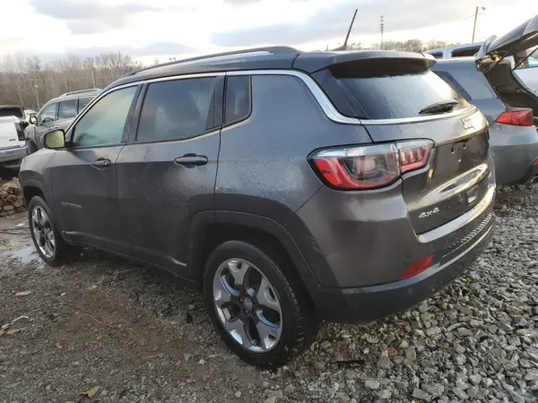 3C4NJDCB0MT604986 2021 JEEP COMPASS - Image 2