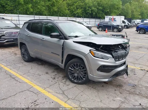 3C4NJDCB0NT108670 2022 JEEP COMPASS - Image 1