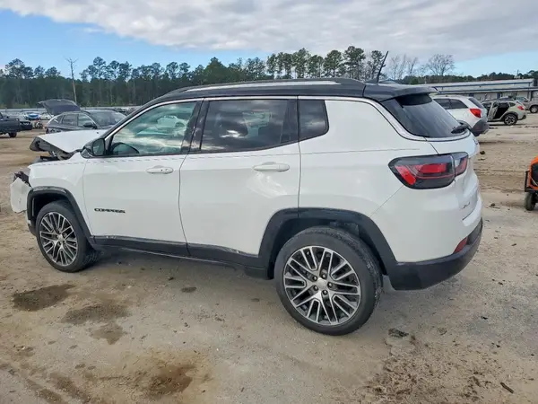 3C4NJDCB0NT170828 2022 JEEP COMPASS - Image 2