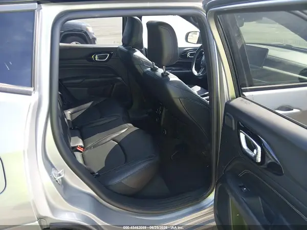 3C4NJDCB0NT182901 2022 JEEP COMPASS - Image 8