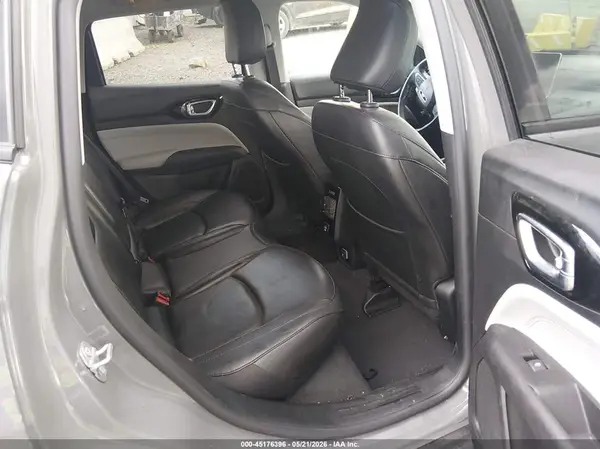 3C4NJDCB0NT204637 2022 JEEP COMPASS - Image 8