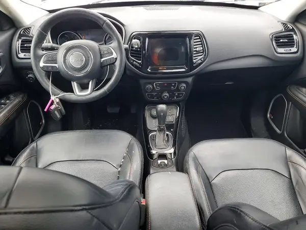 3C4NJDCB1HT610897 2017 JEEP COMPASS - Image 8