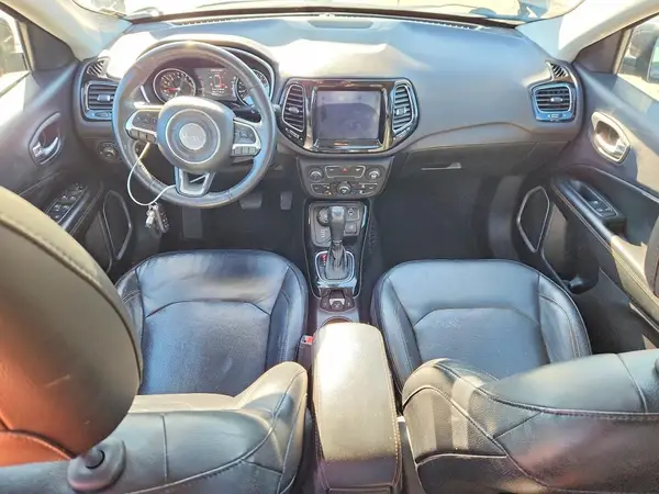 3C4NJDCB1HT664880 2017 JEEP COMPASS - Image 8