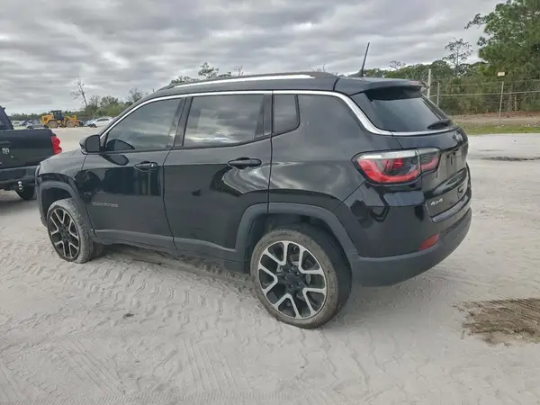 3C4NJDCB1HT681730 2017 JEEP COMPASS - Image 2