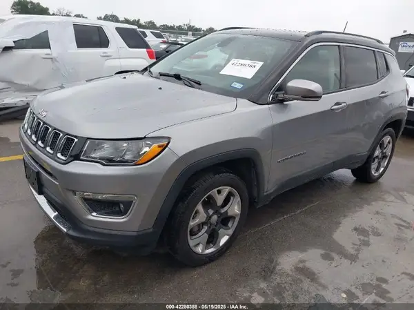 3C4NJDCB1HT688578 2017 JEEP COMPASS - Image 2