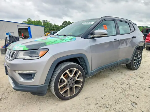 3C4NJDCB1JT100734 2018 JEEP COMPASS - Image 1