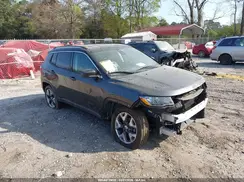 3C4NJDCB1JT104492 2018 JEEP COMPASS