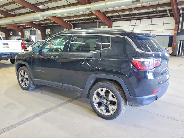3C4NJDCB1JT113130 2018 JEEP COMPASS - Image 2