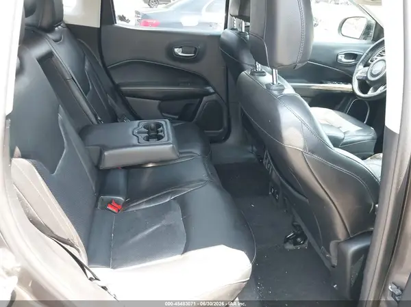 3C4NJDCB1JT116044 2018 JEEP COMPASS - Image 8