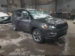 3C4NJDCB1JT168127 2018 JEEP COMPASS