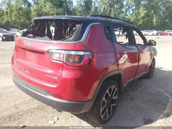 3C4NJDCB1JT178057 2018 JEEP COMPASS - Image 2