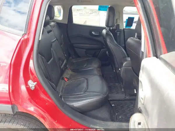 3C4NJDCB1JT178589 2018 JEEP COMPASS - Image 8