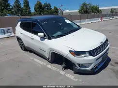 3C4NJDCB1JT206195 2018 JEEP COMPASS