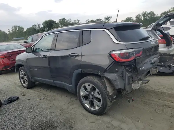 3C4NJDCB1JT222462 2018 JEEP COMPASS - Image 2