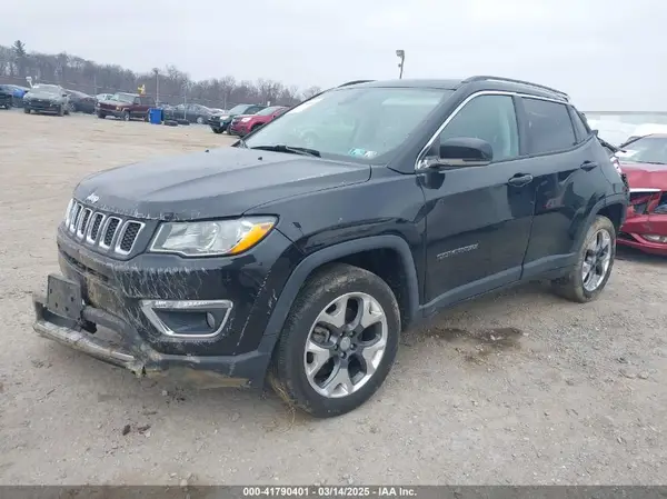 3C4NJDCB1JT230609 2018 JEEP COMPASS - Image 2