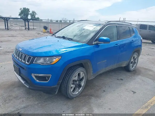 3C4NJDCB1JT230643 2018 JEEP COMPASS - Image 2