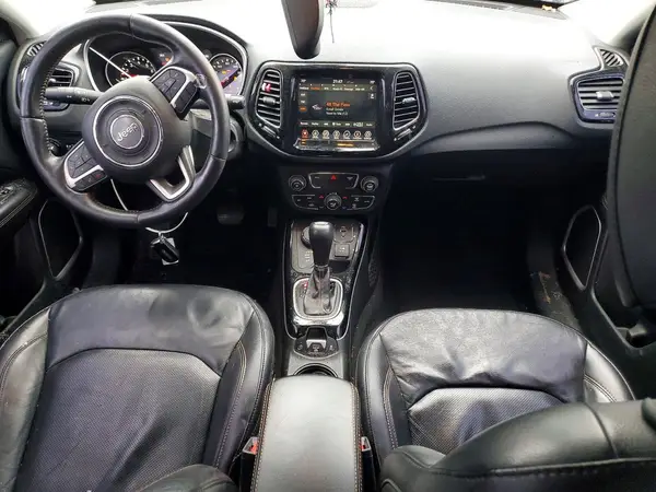 3C4NJDCB1JT231632 2018 JEEP COMPASS - Image 8
