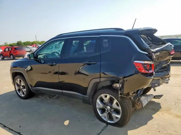 3C4NJDCB1JT259477 2018 JEEP COMPASS - Image 2