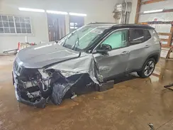 3C4NJDCB1JT264615 2018 JEEP COMPASS