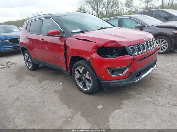 3C4NJDCB1JT284363 2018 JEEP COMPASS - Image 1