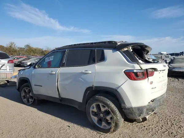 3C4NJDCB1JT316437 2018 JEEP COMPASS - Image 2