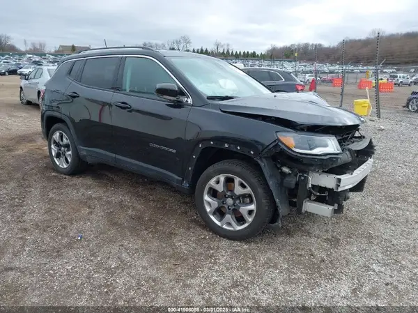 3C4NJDCB1JT341189 2018 JEEP COMPASS - Image 1