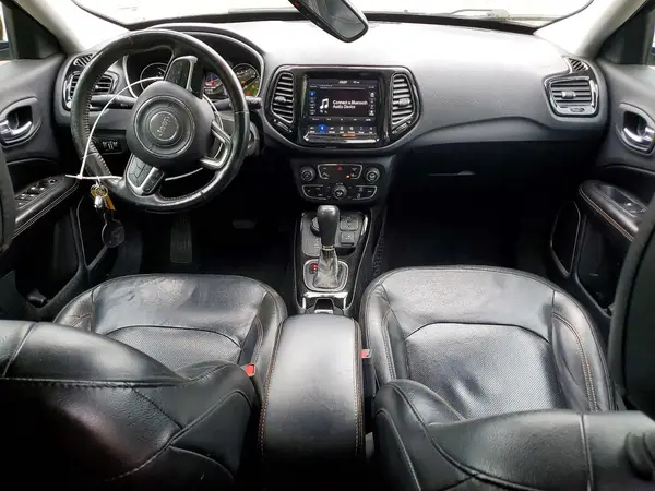 3C4NJDCB1JT341225 2018 JEEP COMPASS - Image 8