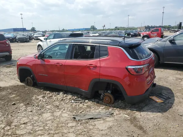 3C4NJDCB1JT344819 2018 JEEP COMPASS - Image 2