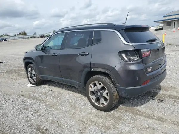 3C4NJDCB1JT349230 2018 JEEP COMPASS - Image 2