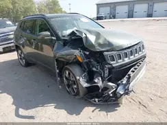 3C4NJDCB1JT354167 2018 JEEP COMPASS