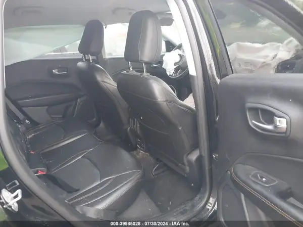 3C4NJDCB1JT354234 2018 JEEP COMPASS - Image 8