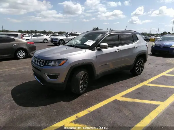 3C4NJDCB1JT361572 2018 JEEP COMPASS - Image 2