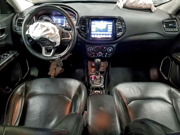 3C4NJDCB1JT372409 2018 JEEP COMPASS - Image 8