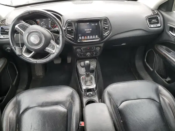 3C4NJDCB1JT372765 2018 JEEP COMPASS - Image 8