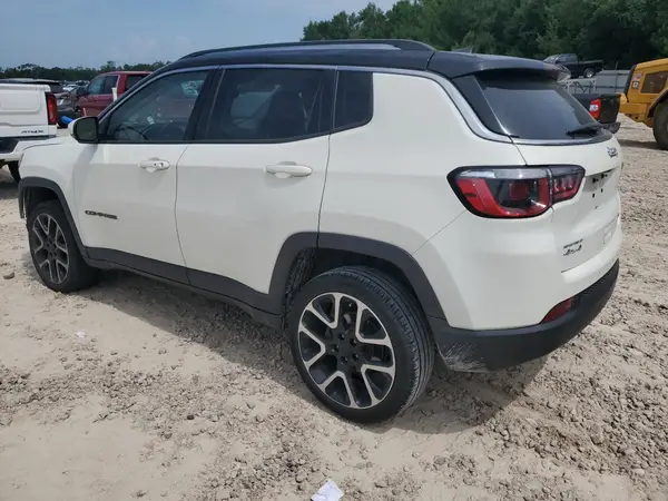 3C4NJDCB1JT373141 2018 JEEP COMPASS - Image 2
