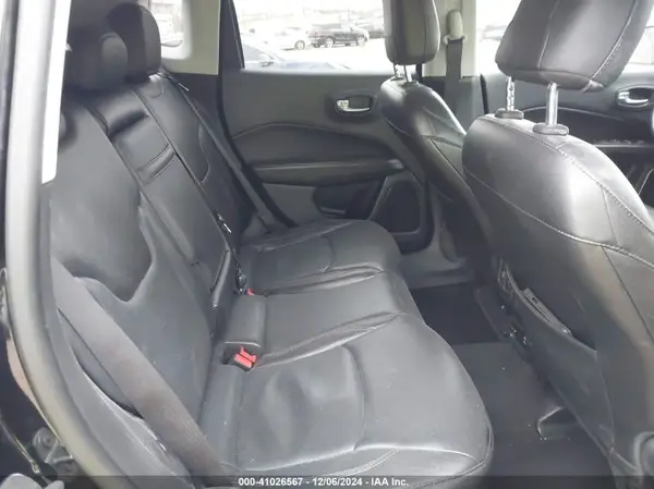 3C4NJDCB1JT423424 2018 JEEP COMPASS - Image 8