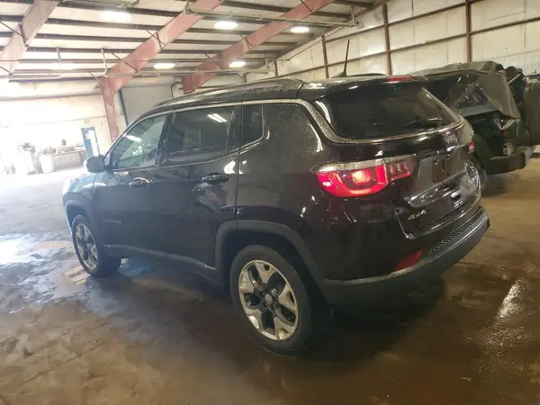 3C4NJDCB1JT470632 2018 JEEP COMPASS - Image 2