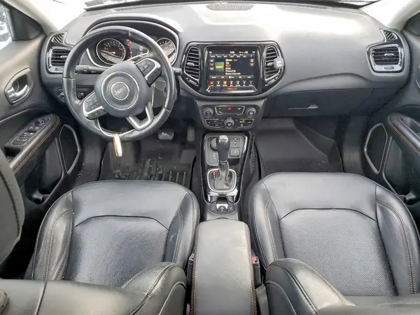 3C4NJDCB1JT483879 2018 JEEP COMPASS - Image 8