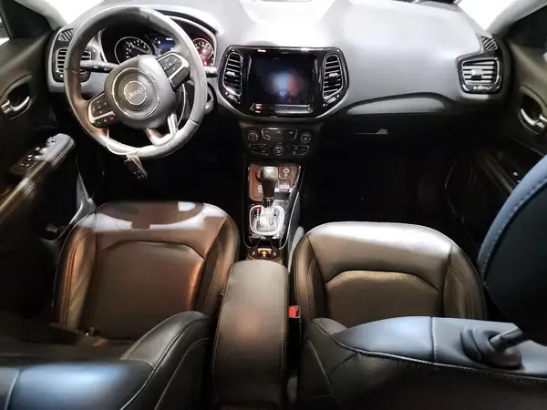 3C4NJDCB1KT599858 2019 JEEP COMPASS - Image 8