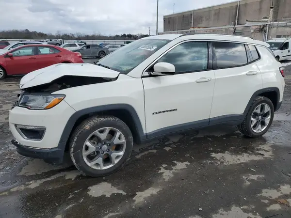 3C4NJDCB1KT619882 2019 JEEP COMPASS - Image 1
