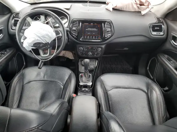3C4NJDCB1KT619882 2019 JEEP COMPASS - Image 8