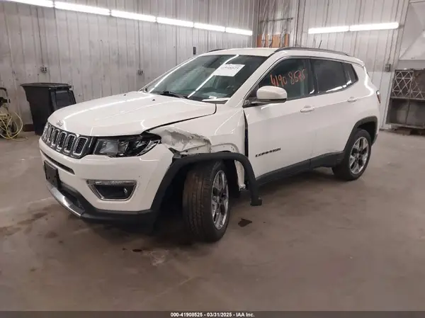 3C4NJDCB1KT620546 2019 JEEP COMPASS - Image 2