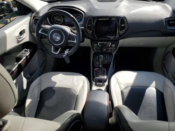 3C4NJDCB1KT638884 2019 JEEP COMPASS - Image 8