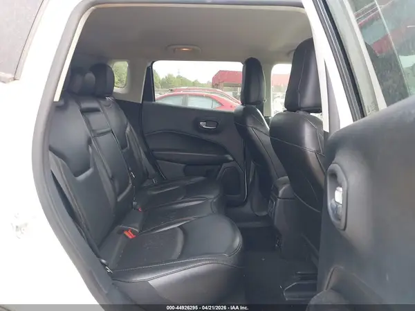 3C4NJDCB1KT639470 2019 JEEP COMPASS - Image 8